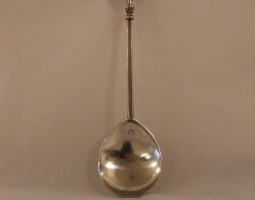Sherborne seal top