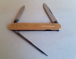 9 carat gold penknife