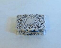Victorian vinaigrette Victorian silver vinaigrette