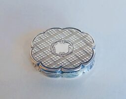 Victorian silver vinaigrette