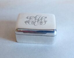 Victorian silver snuff box